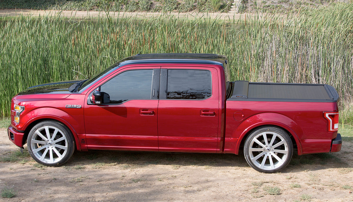 Pace Edwards Switchblade Metal Tonneau Cover