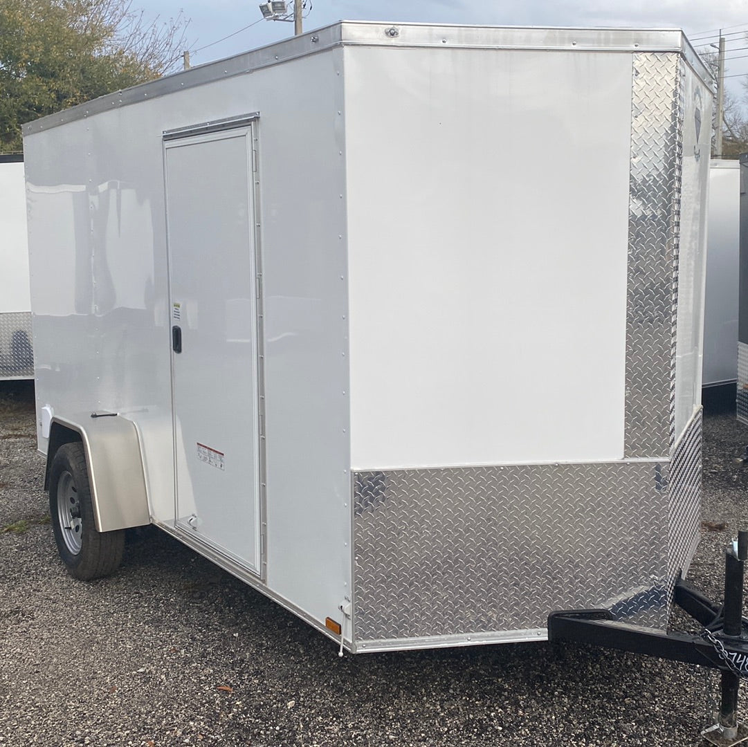 97480 Diamond Cargo 6x12 SA Enclosed Trailer