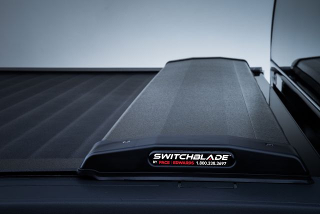 Pace Edwards Switchblade Tonneau Cover